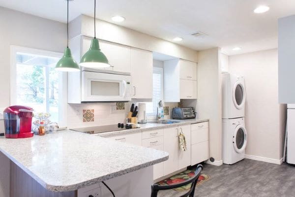 Building Photo - 4057 Niblick Dr
