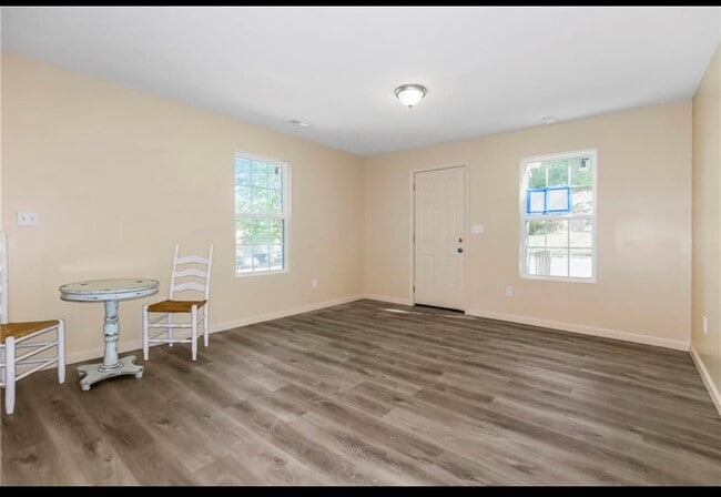 Large living room - 1216 S Osage St