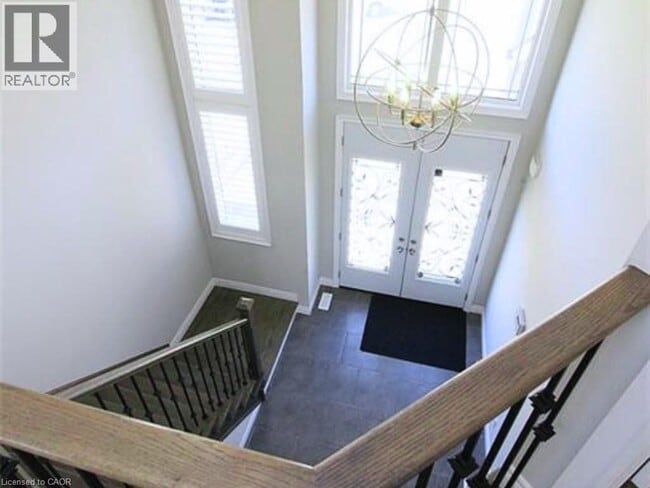 Photo du bâtiment - 16 Riva Ct