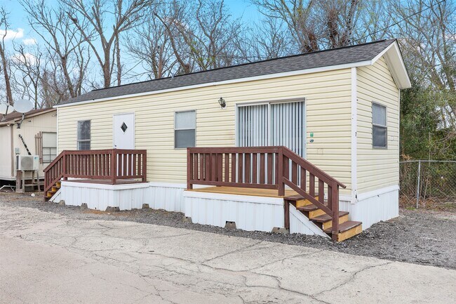 Foto del edificio - 5015 39th St E