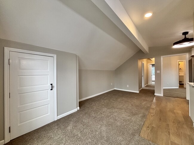 Building Photo - 2503 N Madelia St