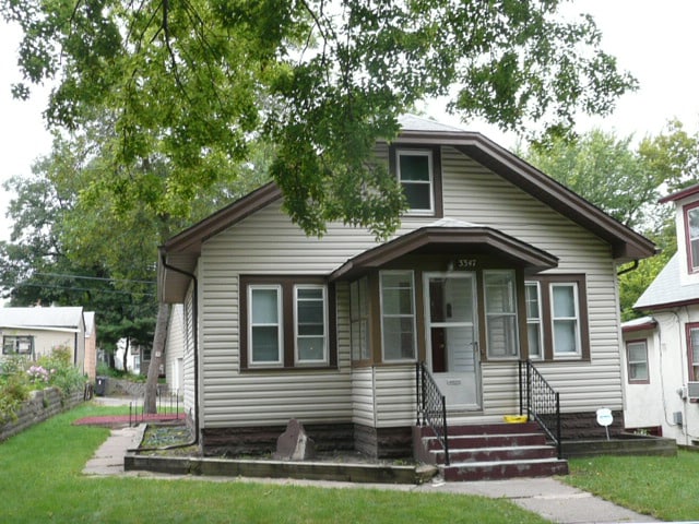 Primary Photo - Great location *2Bed+Loft*1Bath home in Mi...