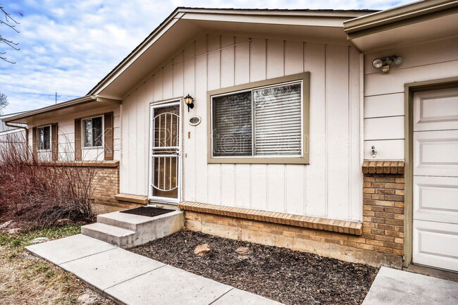 Photo - 738 S Nome St House