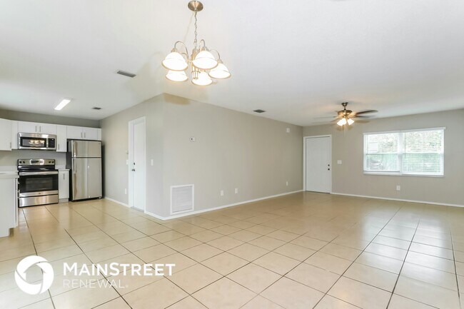 Foto del edificio - 2831 SE Melaleuca Blvd