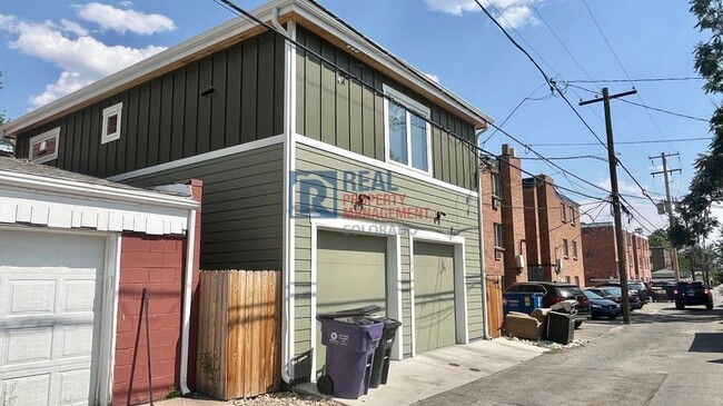 Foto del edificio - 127 1/2 S Pennsylvania St-