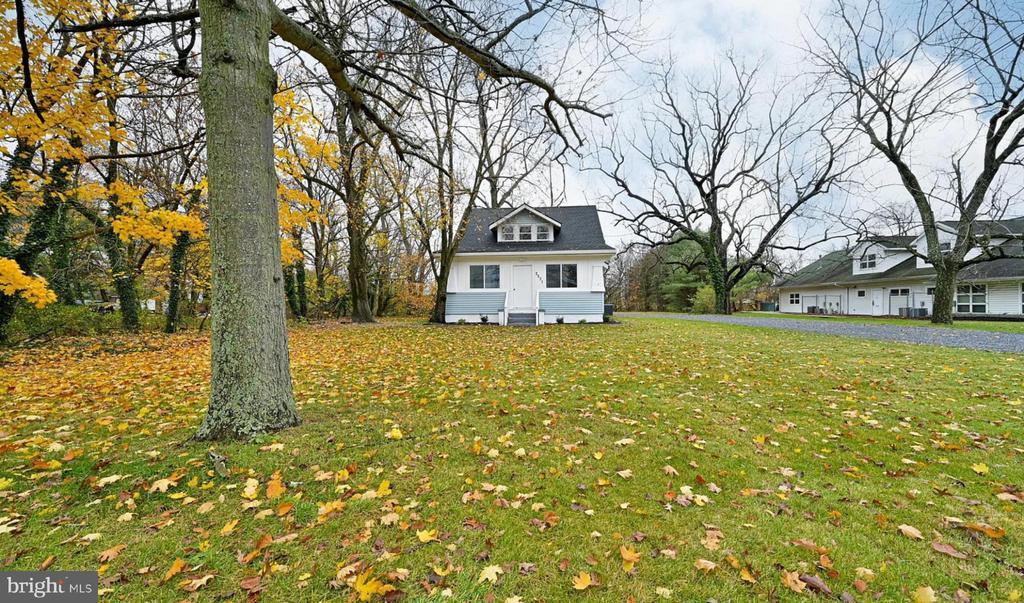 Foto principal - 2531 E Chestnut Ave