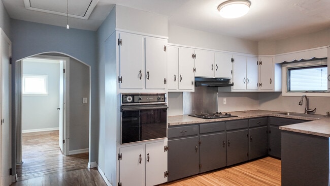 Building Photo - 3639 Shafer Schoolhouse