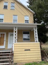 Building Photo - 1045-1047 Sunday St