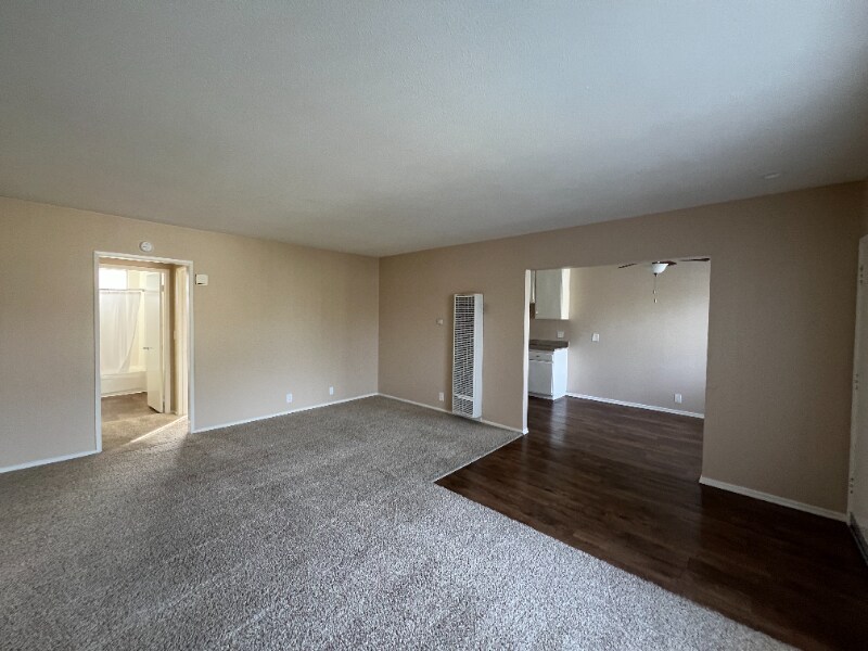 Primary Photo - 13292 Yockey St