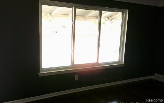 Foto del edificio - 4139 Williams St