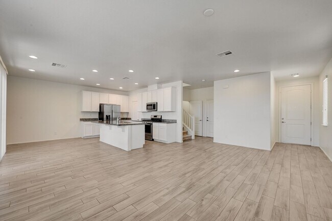 Foto del edificio - 4956 Guysborough St