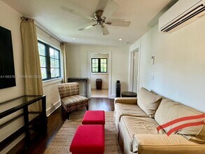 Building Photo - 1015 Genoa St