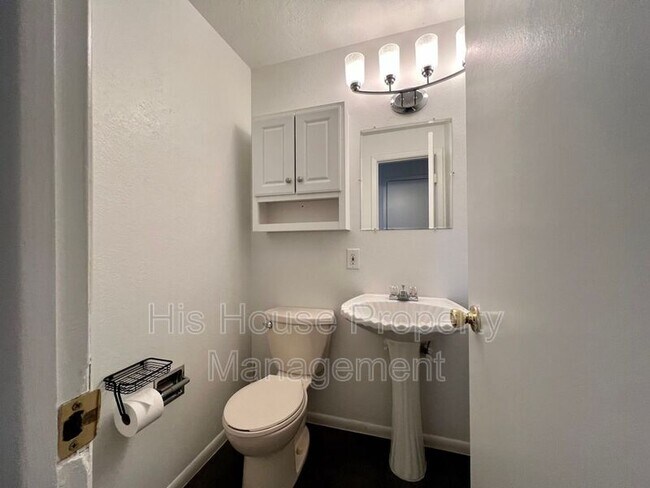 Foto del edificio - 215 Chestnut St