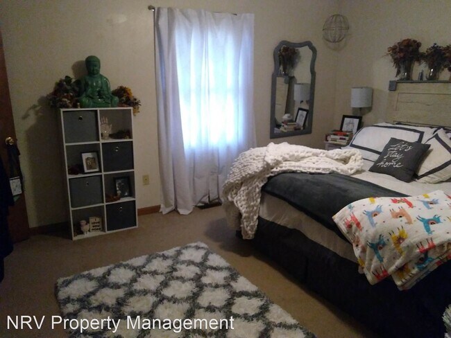 Foto del edificio - 2 br, 2 bath House - 485 Wakeman Court