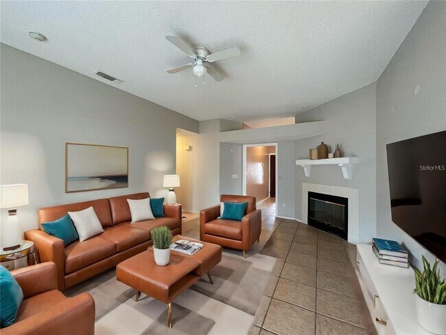 Building Photo - 628 Holbrook Cir