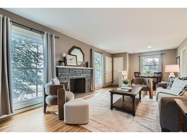 Building Photo - 1316 Holdridge Ter