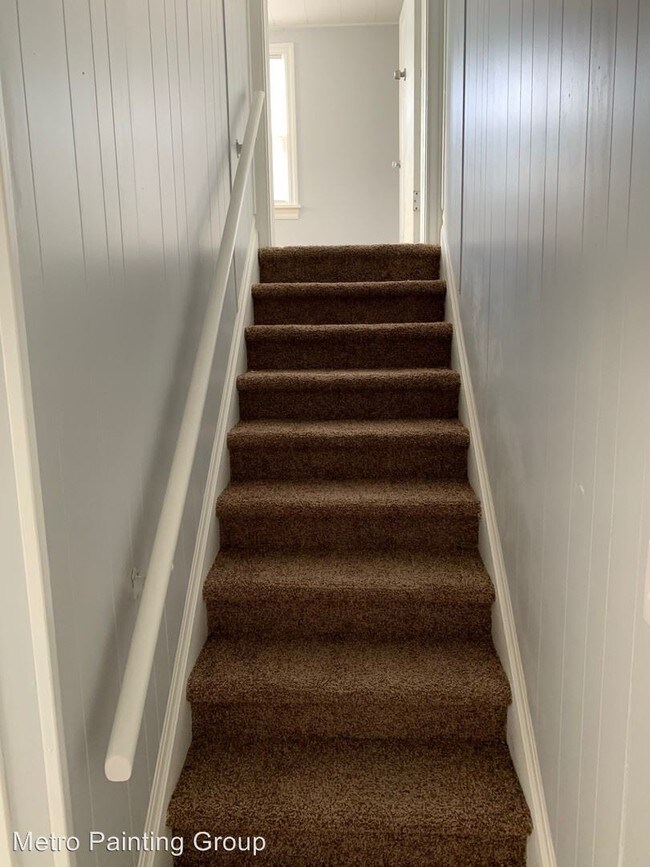 Foto del edificio - 3 br, 1.5 bath House - 1729 nw Cherry Ave