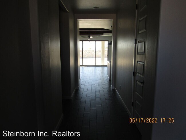Building Photo - 4 br, 2 bath House - 4341 Tawny Park Rd.