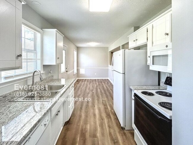 Building Photo - Adorable 3-Bedroom, 2-Bathroom Home in a C...