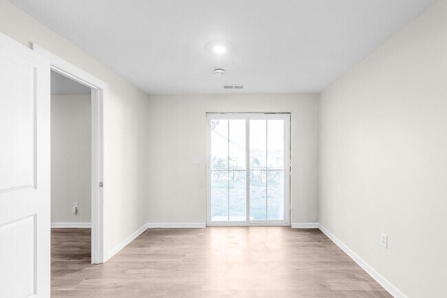 Foto del edificio - 7016 Buffalo Valley Dr