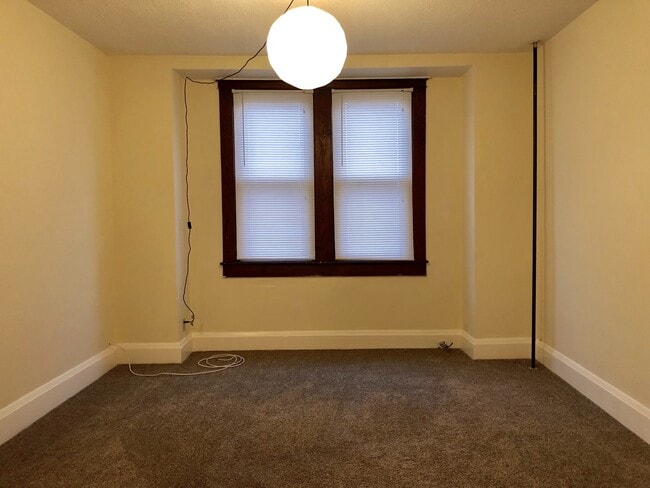 Building Photo - Unit for rent in Lauraville