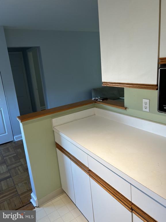 1728 W Abingdon Dr Unit 202, Alexandria, VA 22314 Room for Rent in