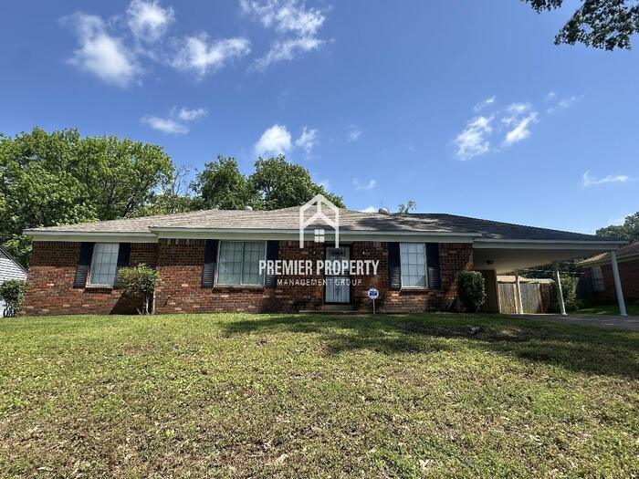 Foto principal - 5288 Oak Meadow Ave