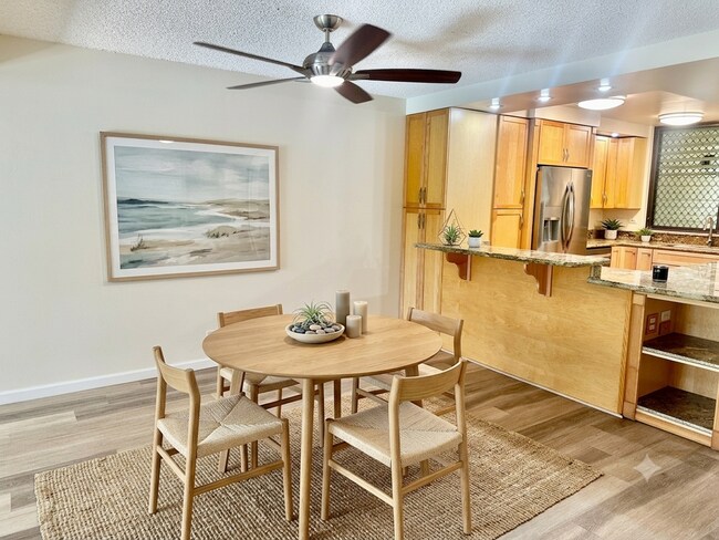 Photo - 1 bedroom in Highly Desirable building in Hawaii Kai Apartment