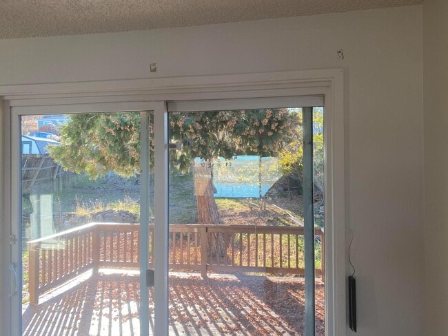 Foto del edificio - 140 S Rogers St