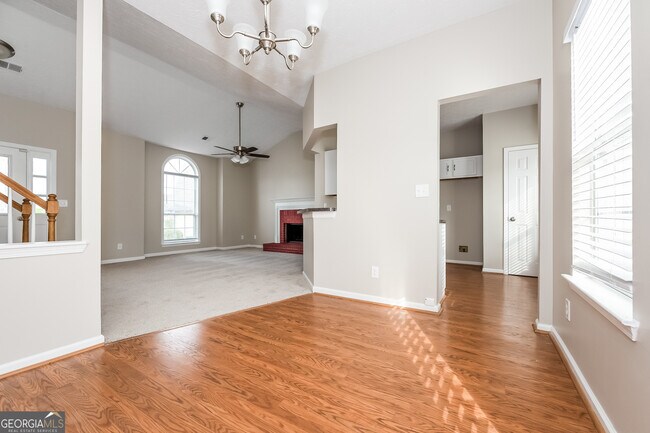 Foto del edificio - 6584 Planters Ct
