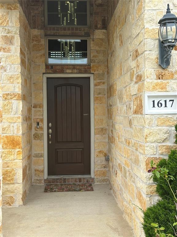 Foto del edificio - 1617 Darwin Cedar Dr