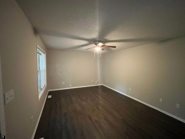 Photo - 617-619 Garfield Ave Apartment