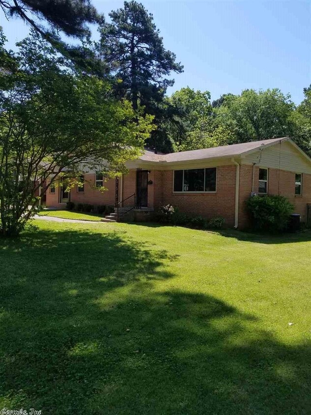907 Country Club Rd, Sherwood, AR 72120 House Rental in Sherwood, AR