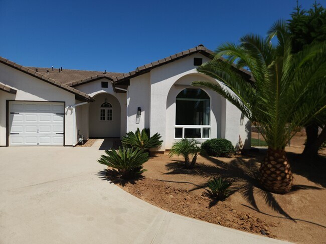 Building Photo - 1190 Drazil Rd