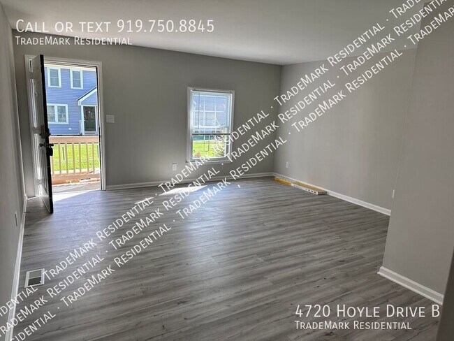 Foto del edificio - 4720 Hoyle Dr
