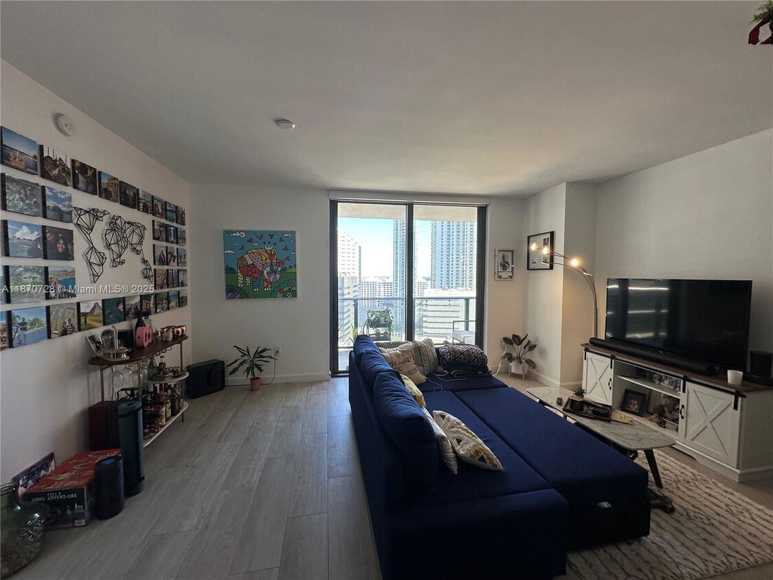 Photo - 45 Southwest 9th Street Apt #1902, Miami, FL 33130 - 1 BR 2 BA condo