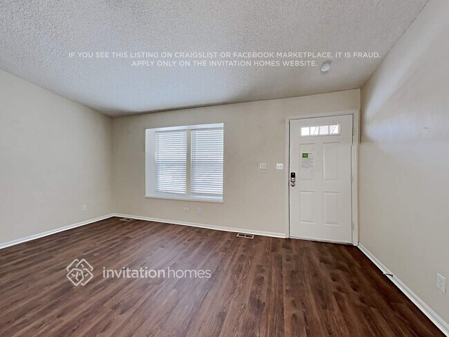 Foto del edificio - 3474 Foxridge Dr