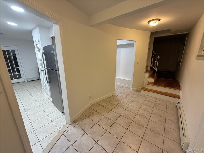 Building Photo - 5 Jonquill Ln