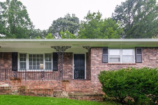 Building Photo - 849 Howard Ct SW