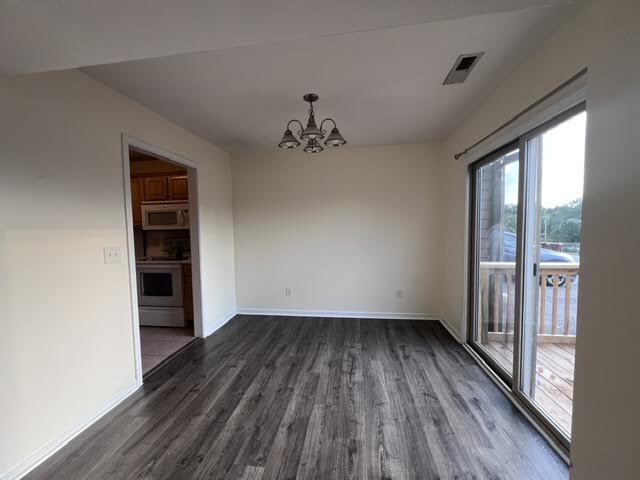 Building Photo - 514 Pilgrim Ct