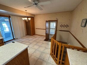 Building Photo - 2106 Assumption Dr