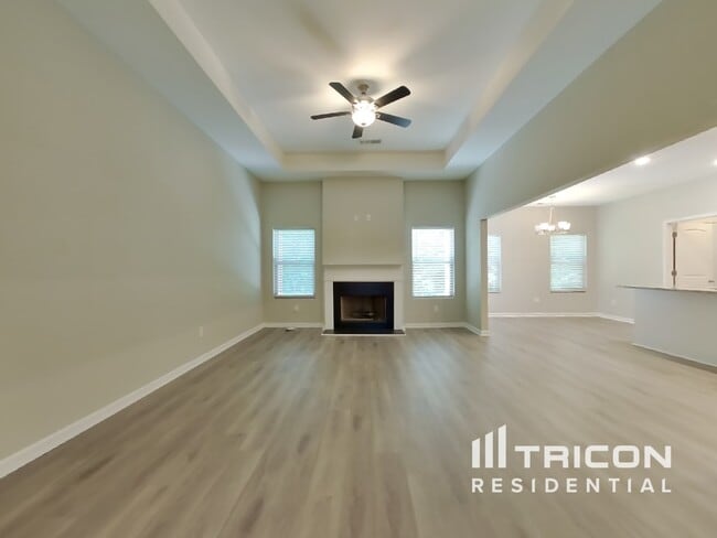 Building Photo - 252 Oaken Bucket Dr