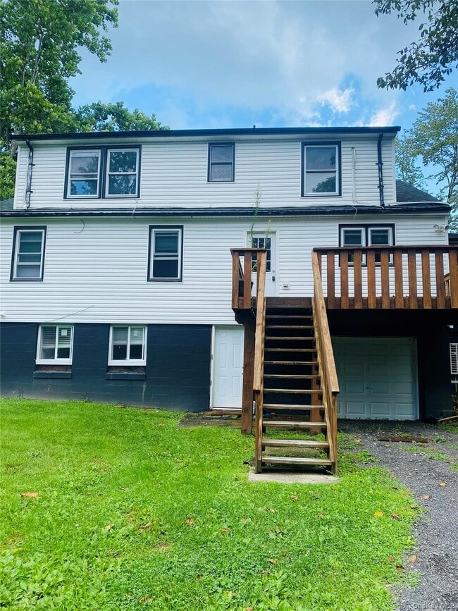 Building Photo - 225 Colden Hill Rd