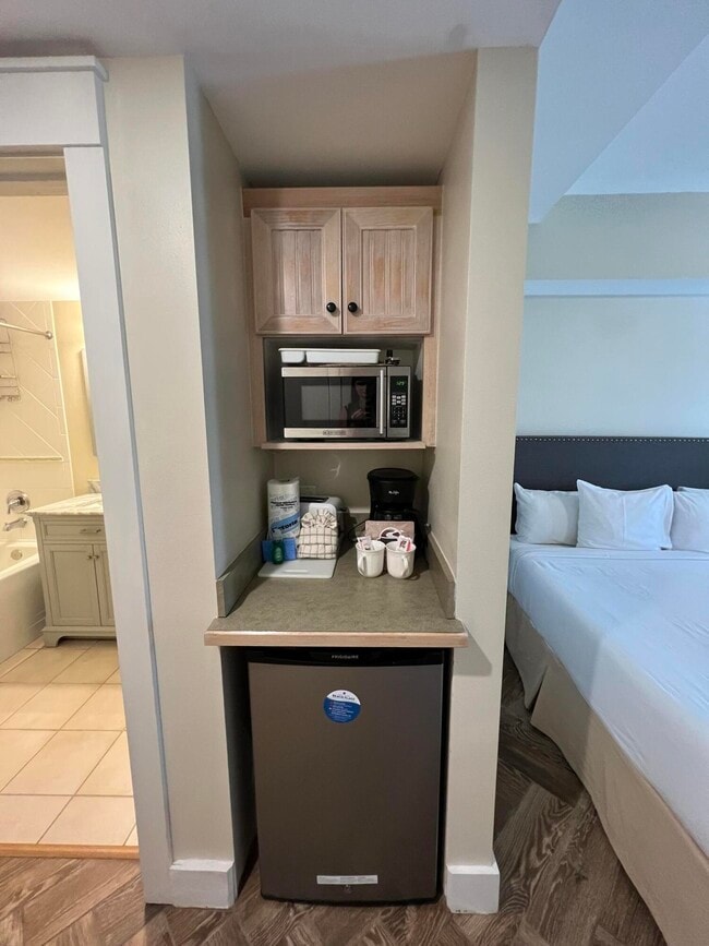 Building Photo - 9300 Baytowne Wharf Blvd