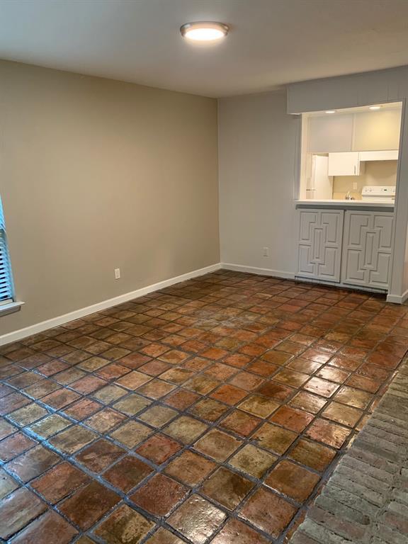 Primary Photo - 5930 Birchbrook Dr