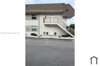 Building Photo - 6921 SW 129th Ave