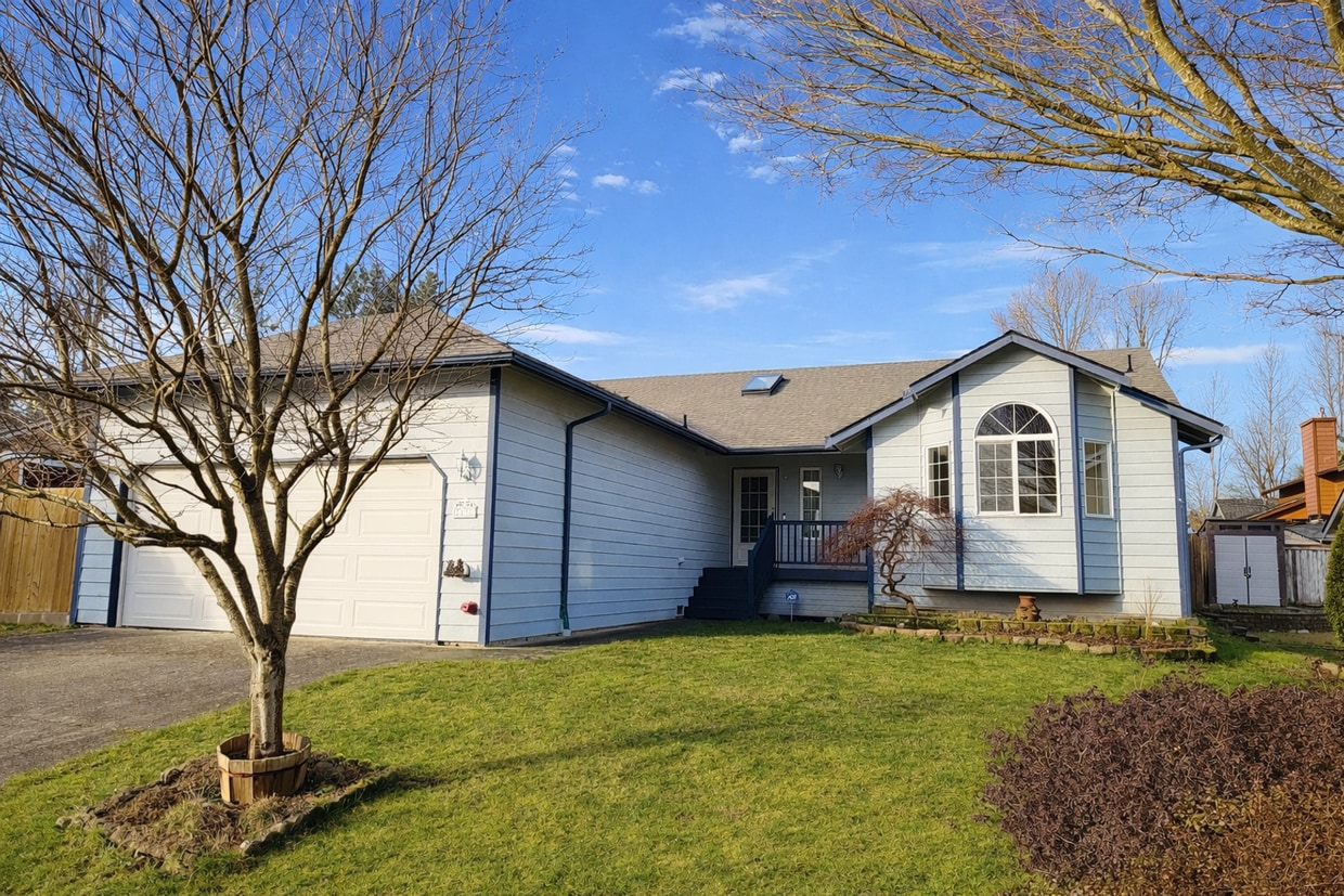 Photo - 23 113th PL SE-