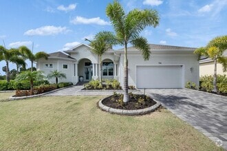 Building Photo - 706 Manns Harbor Dr