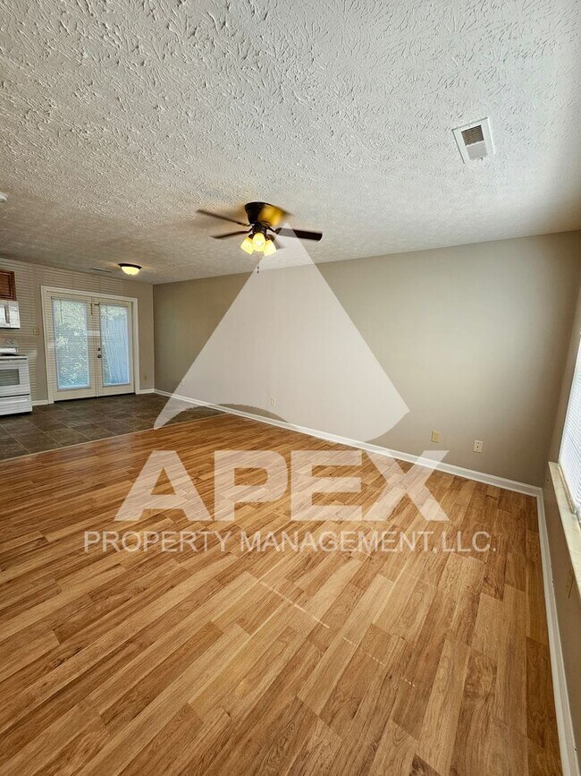 Foto del edificio - 1224 Ferd Hickey Rd NW