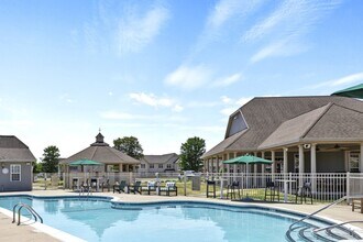 Building Photo - Winner's circle